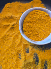Load image into Gallery viewer, Lemon Curry No. 15 – Bright Moroccan Depth