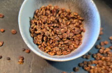 Load image into Gallery viewer, Sumac No. 27 – Moroccan Wild-Harvested Whole Berries